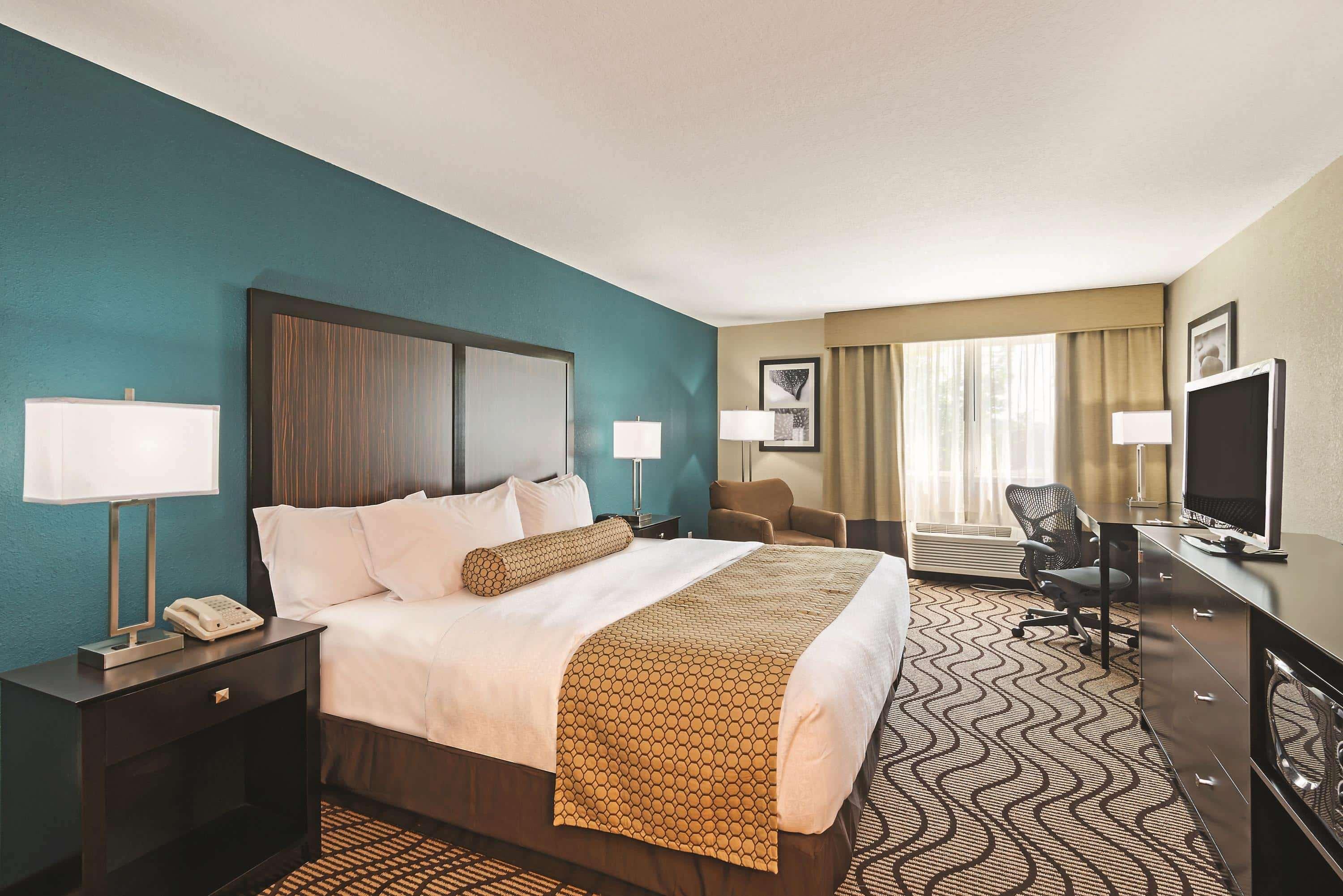 Hotel La Quinta By Wyndham Boise Towne Square Exterior foto